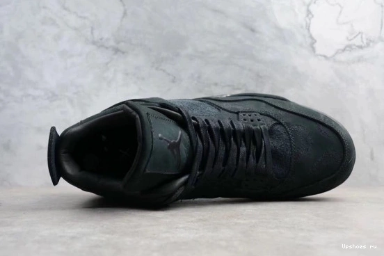 930155-001 KAWS 4 Retro Air JORDAN 'KAWS'  930155-001 0701